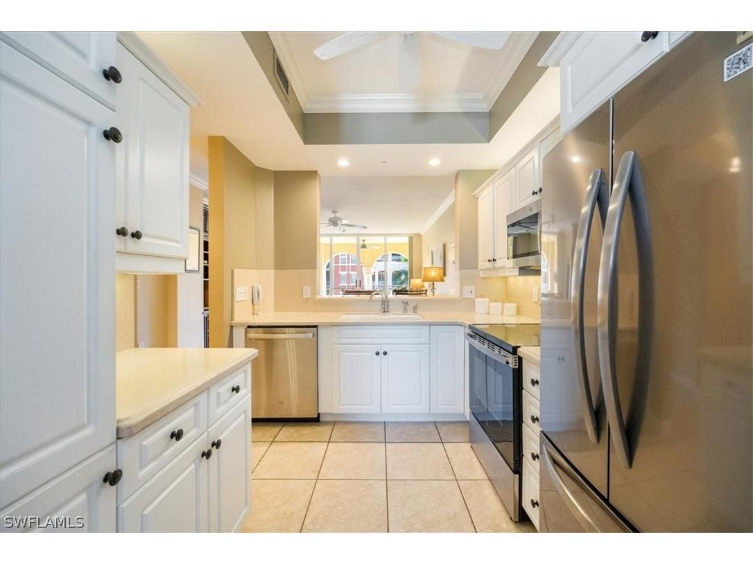 410 Bayfront Place #2407 Naples FL 34102 226007545 image6