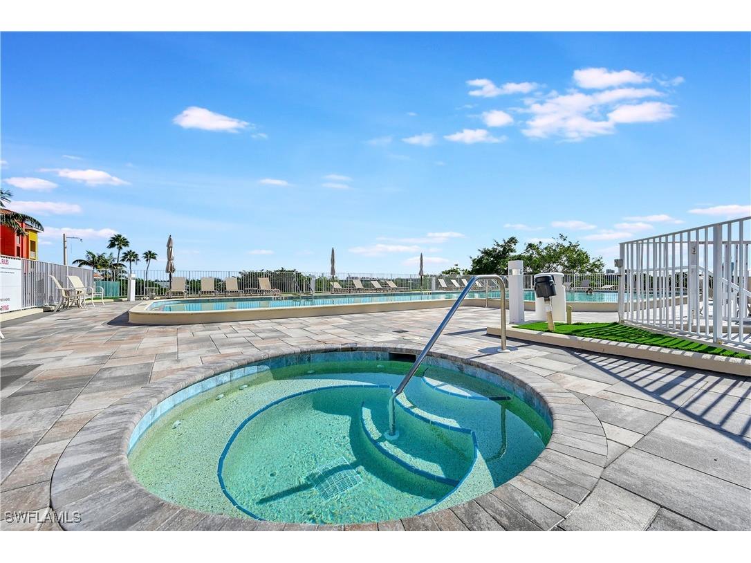 410 Bayfront Place #2409 Naples FL 34102 225063858 image16