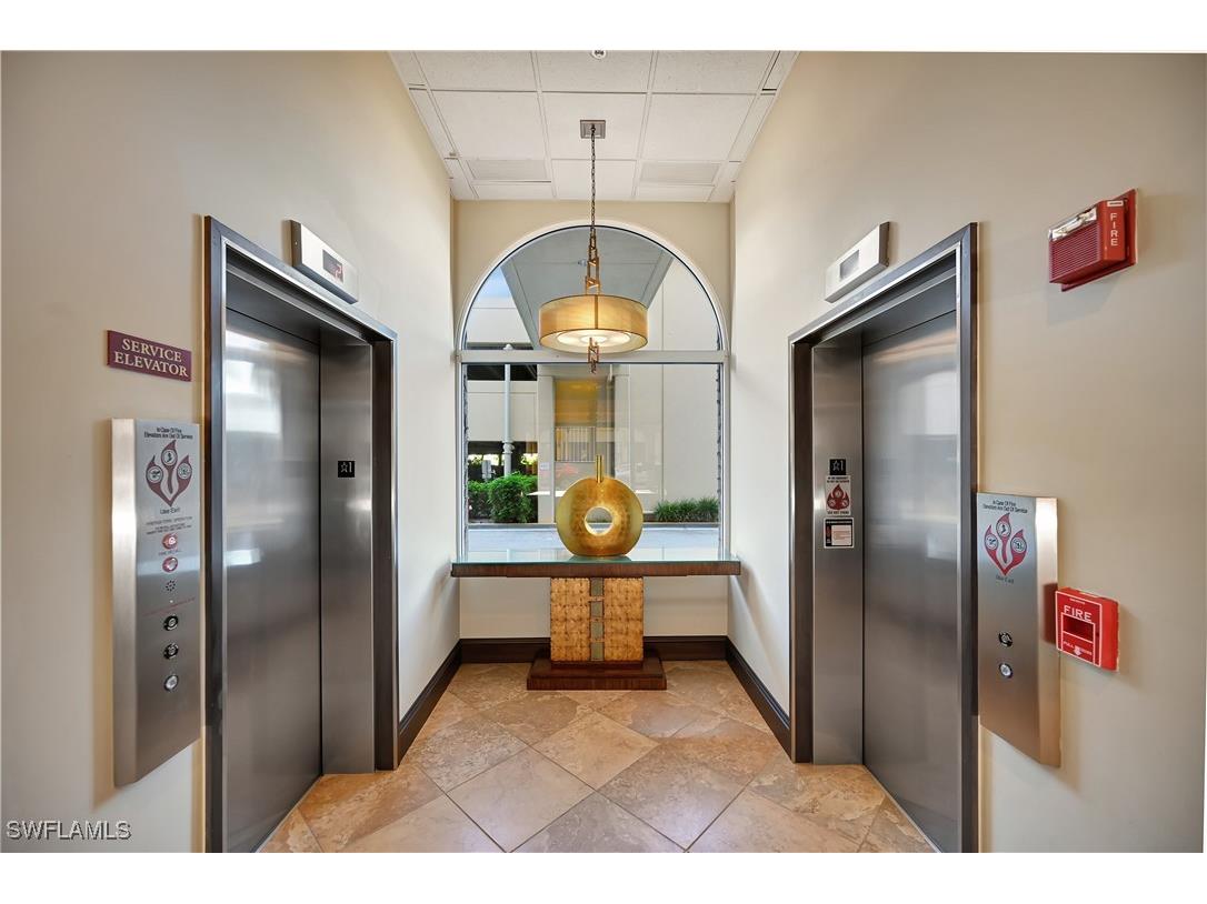 410 Bayfront Place #2409 Naples FL 34102 225063858 image2