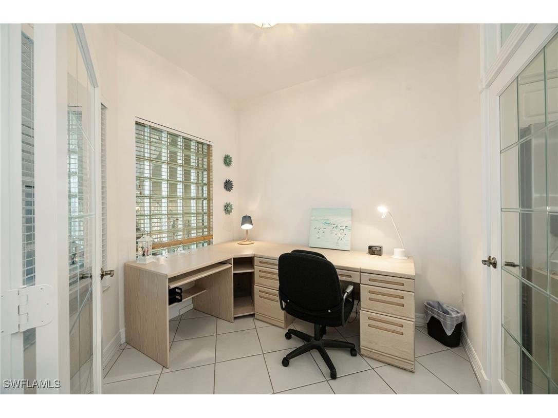 410 Bayfront Place #2502 Naples FL 34102 225066807 image11