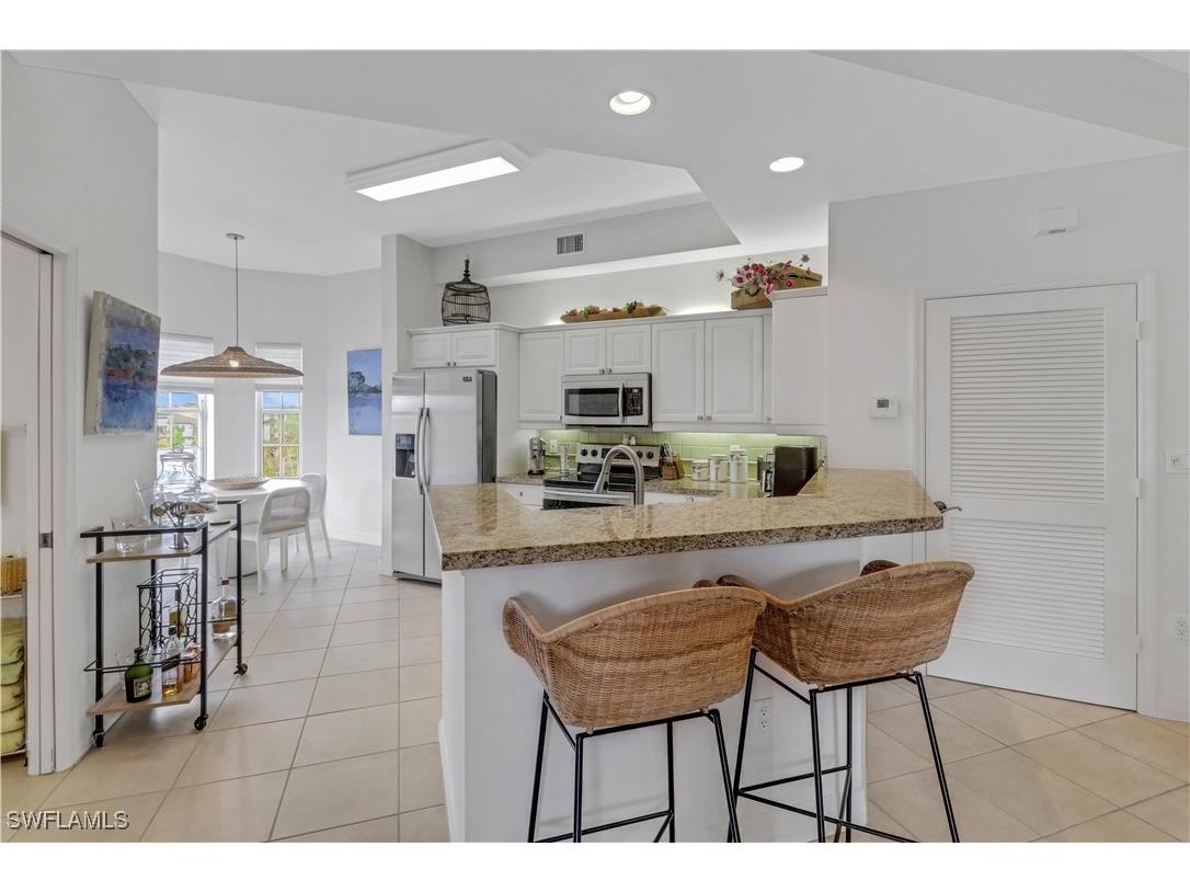 410 Bayfront Place #2509 Naples FL 34102 225075298 image6