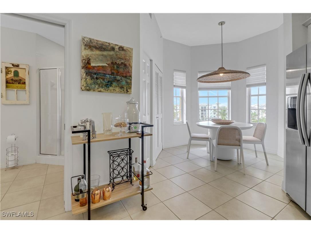 410 Bayfront Place #2509 Naples FL 34102 225075298 image7