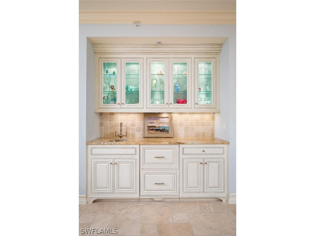 410 Flagship #1104 Naples FL 34108 226009241 image10