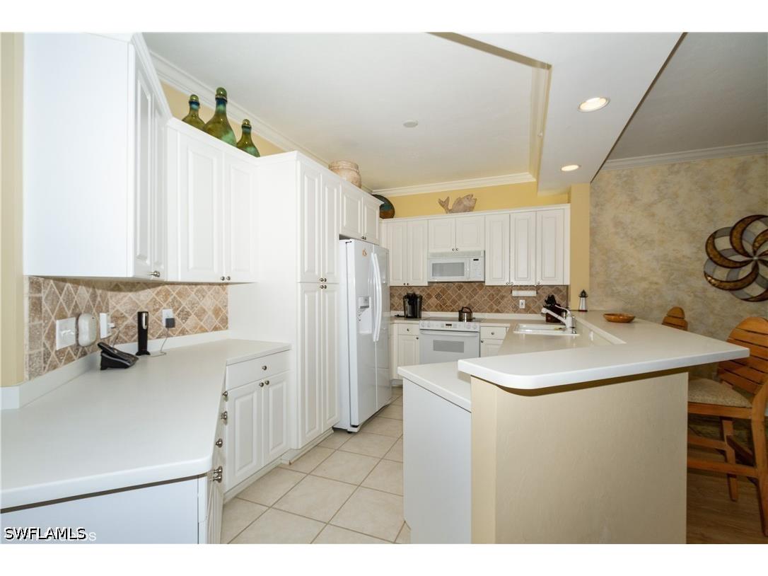 410 Flagship Drive #1105 Naples FL 34108 226017635 image10