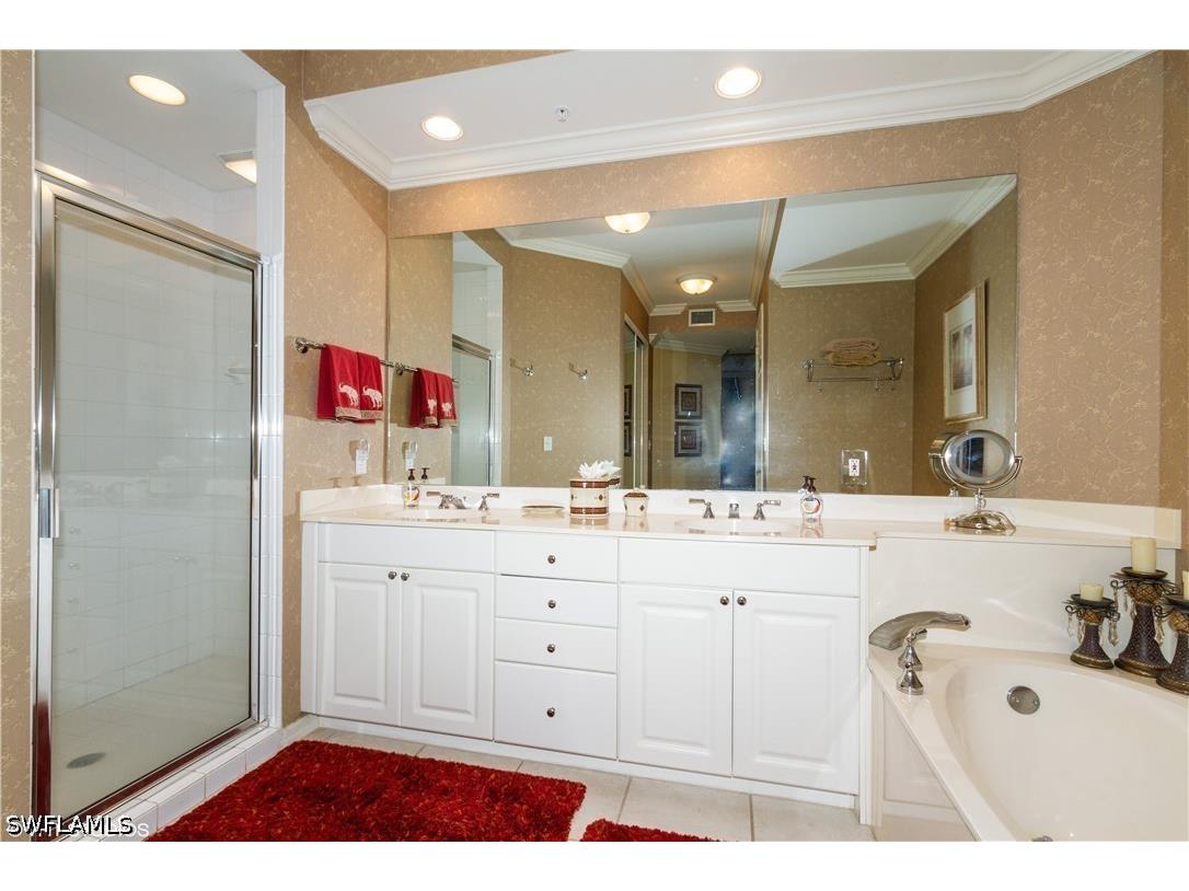 410 Flagship Drive #1105 Naples FL 34108 226017635 image18