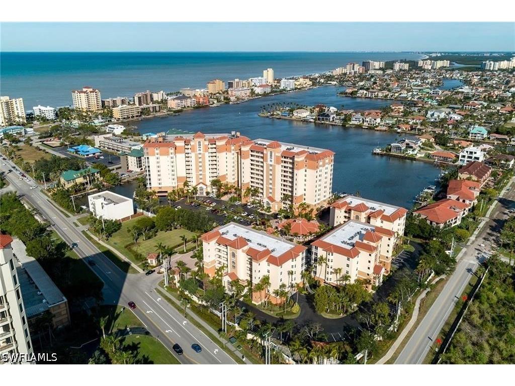 410 Flagship Drive #1105 Naples FL 34108 226017635 image3