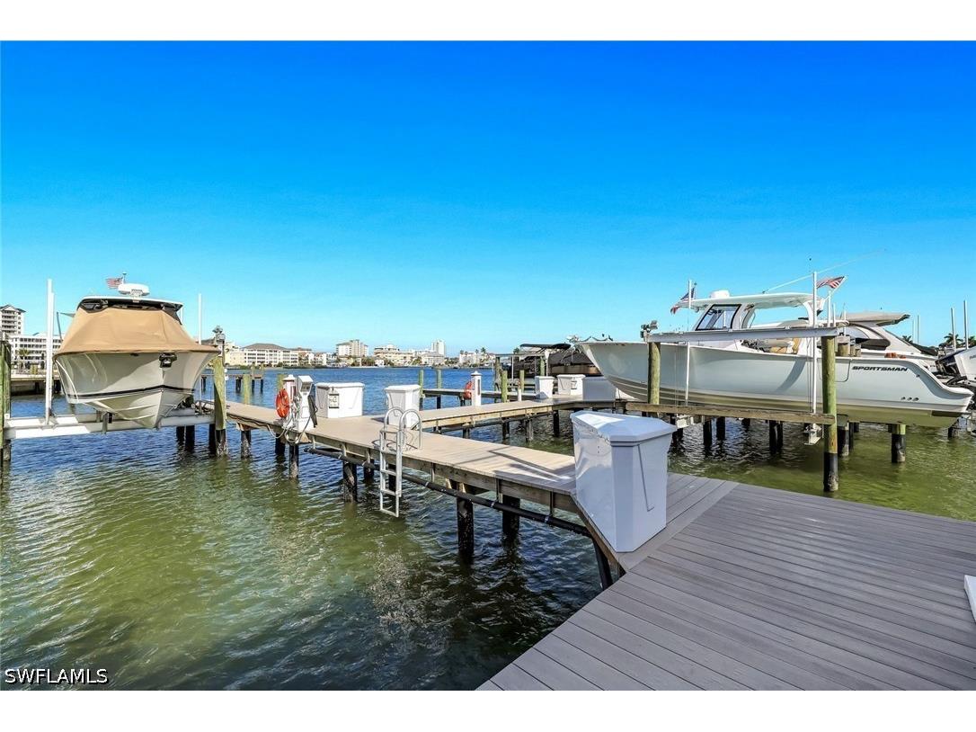410 Flagship Drive #301 (TERRACE) Naples FL 34108 226017200 image23