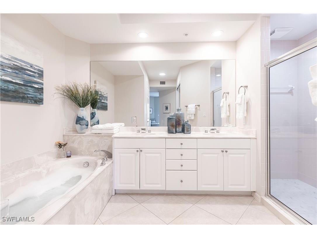 410 Flagship Drive #302 Naples FL 34108 225069078 image14