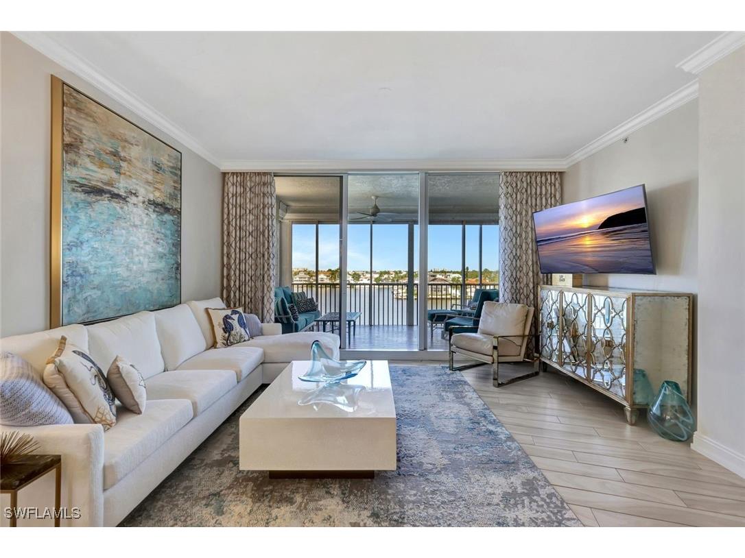 410 Flagship Drive #501 Naples FL 34108 225080674 image1