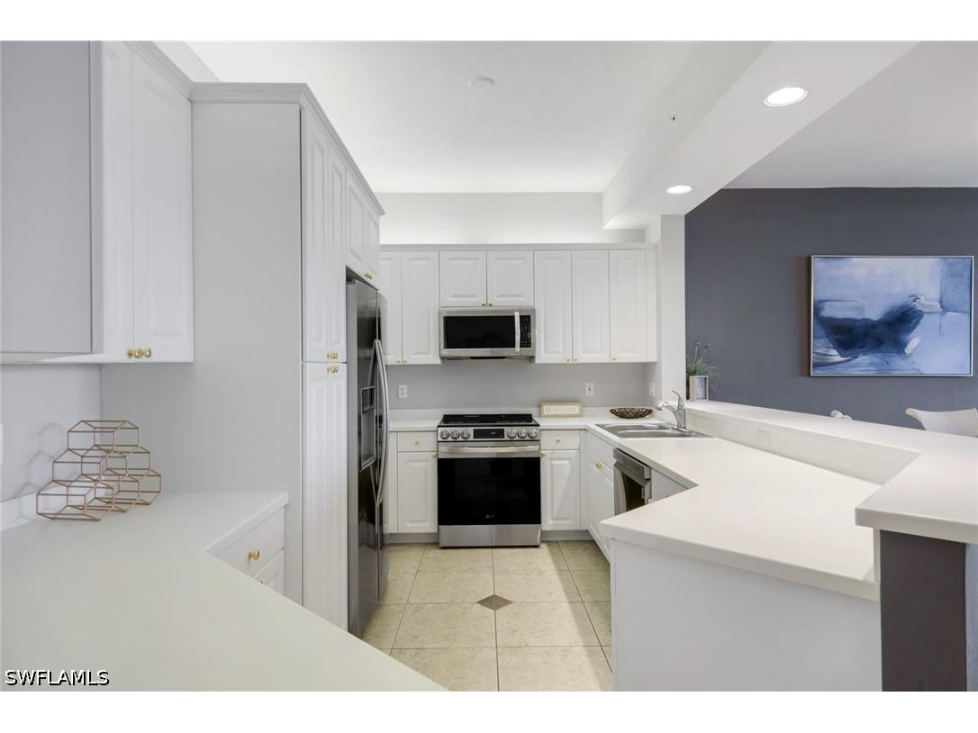 410 Flagship Drive #605 Naples FL 34108 226017343 image9