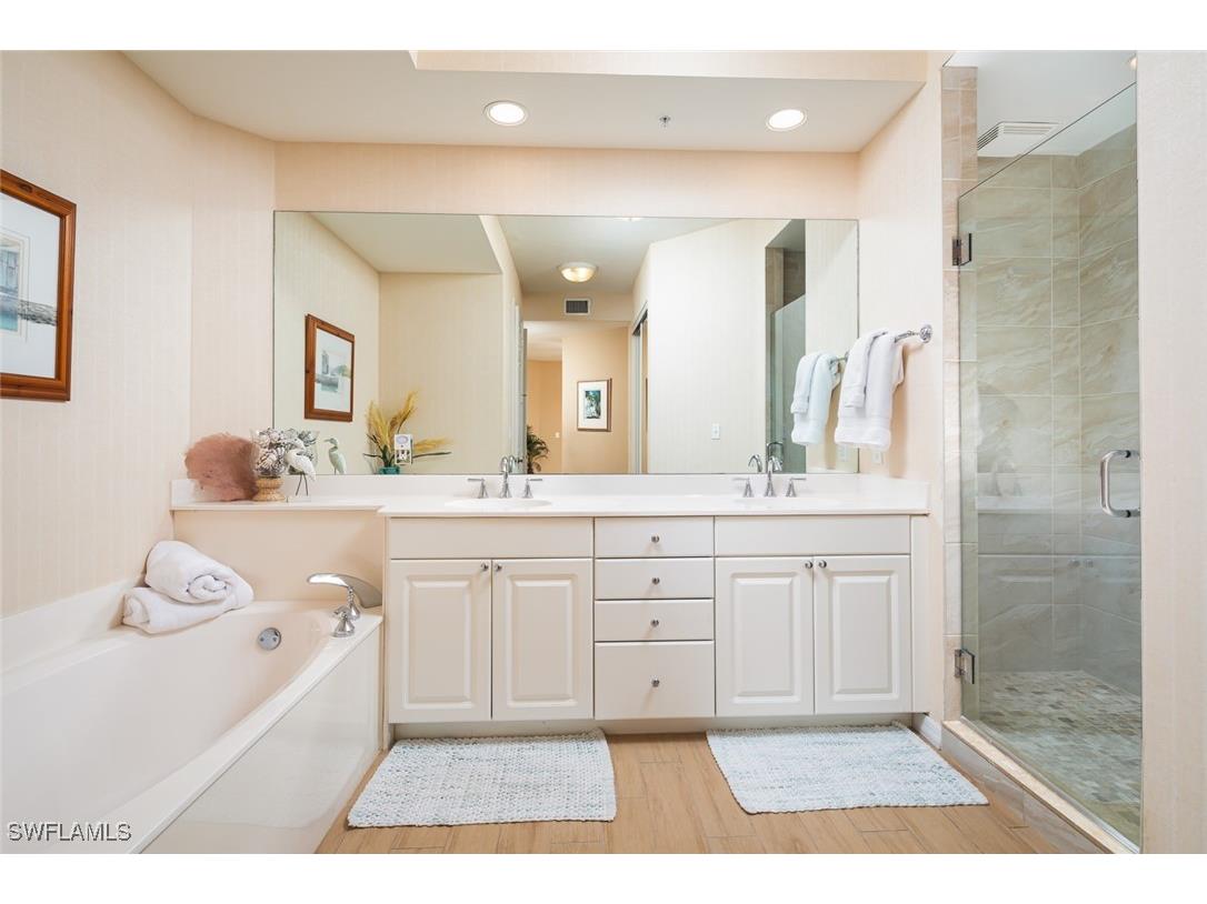 410 Flagship Drive #806 Naples FL 34108 225073947 image11