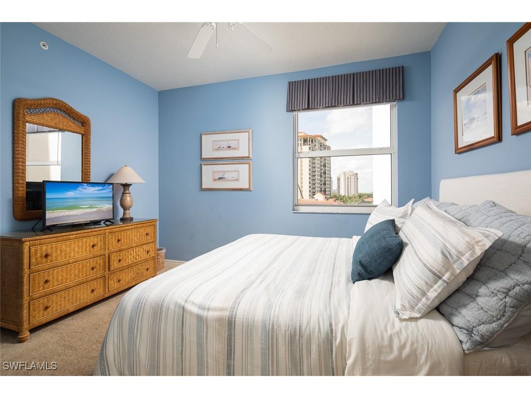 410 Flagship Drive #806 Naples FL 34108 225073947 image16