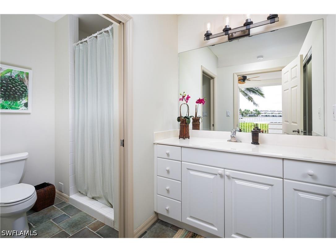 410 Flagship Drive #806 Naples FL 34108 226013624 image12
