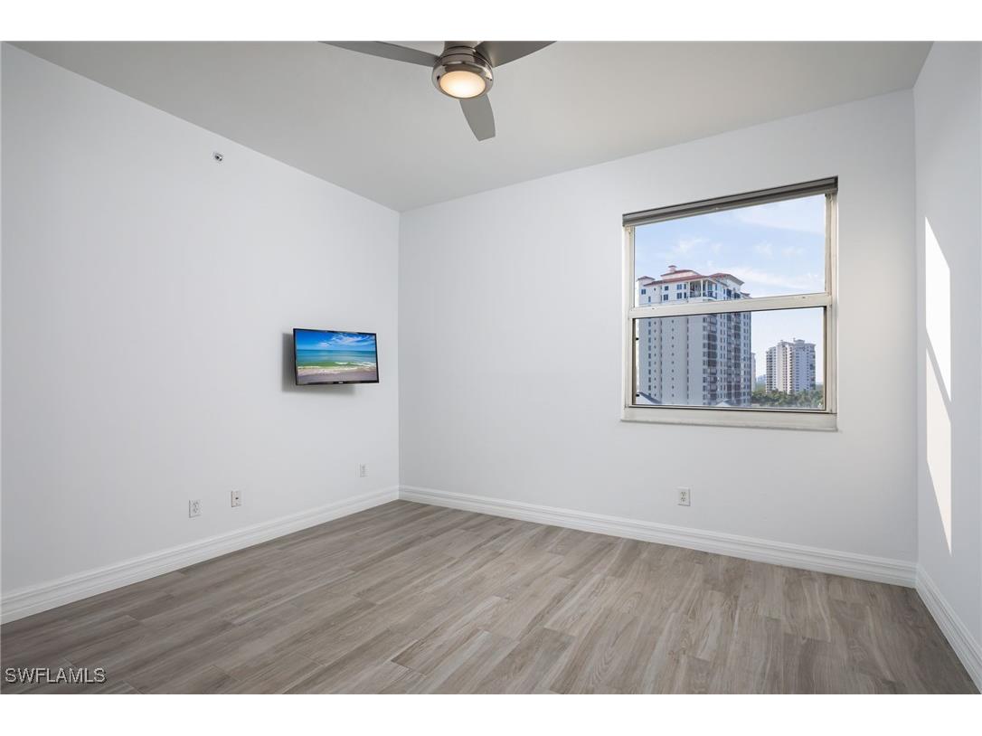 410 Flagship Drive #906 Naples FL 34108 225068260 image16
