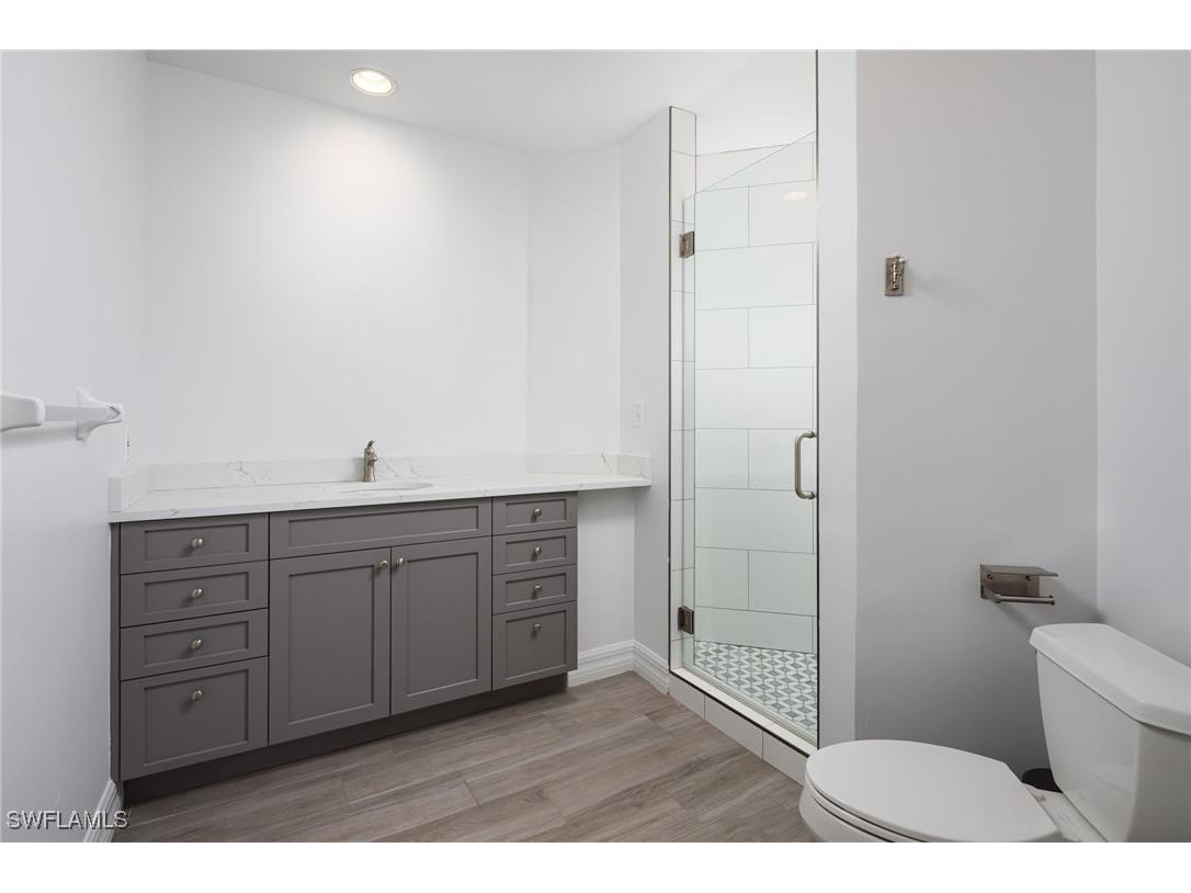 410 Flagship Drive #906 Naples FL 34108 225068260 image17