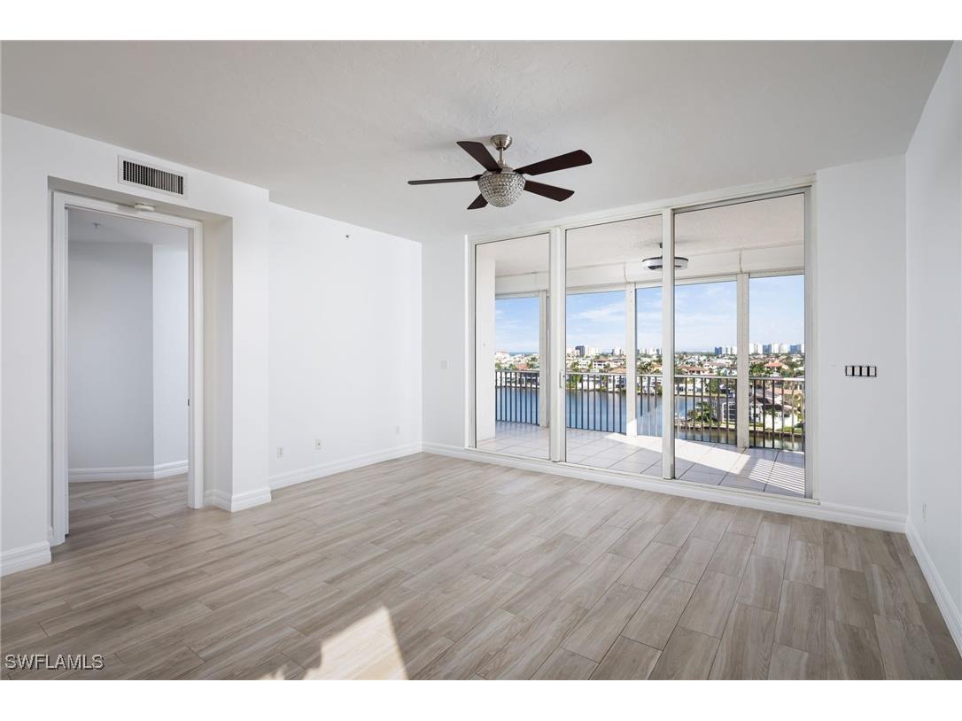 410 Flagship Drive #906 Naples FL 34108 225068260 image5