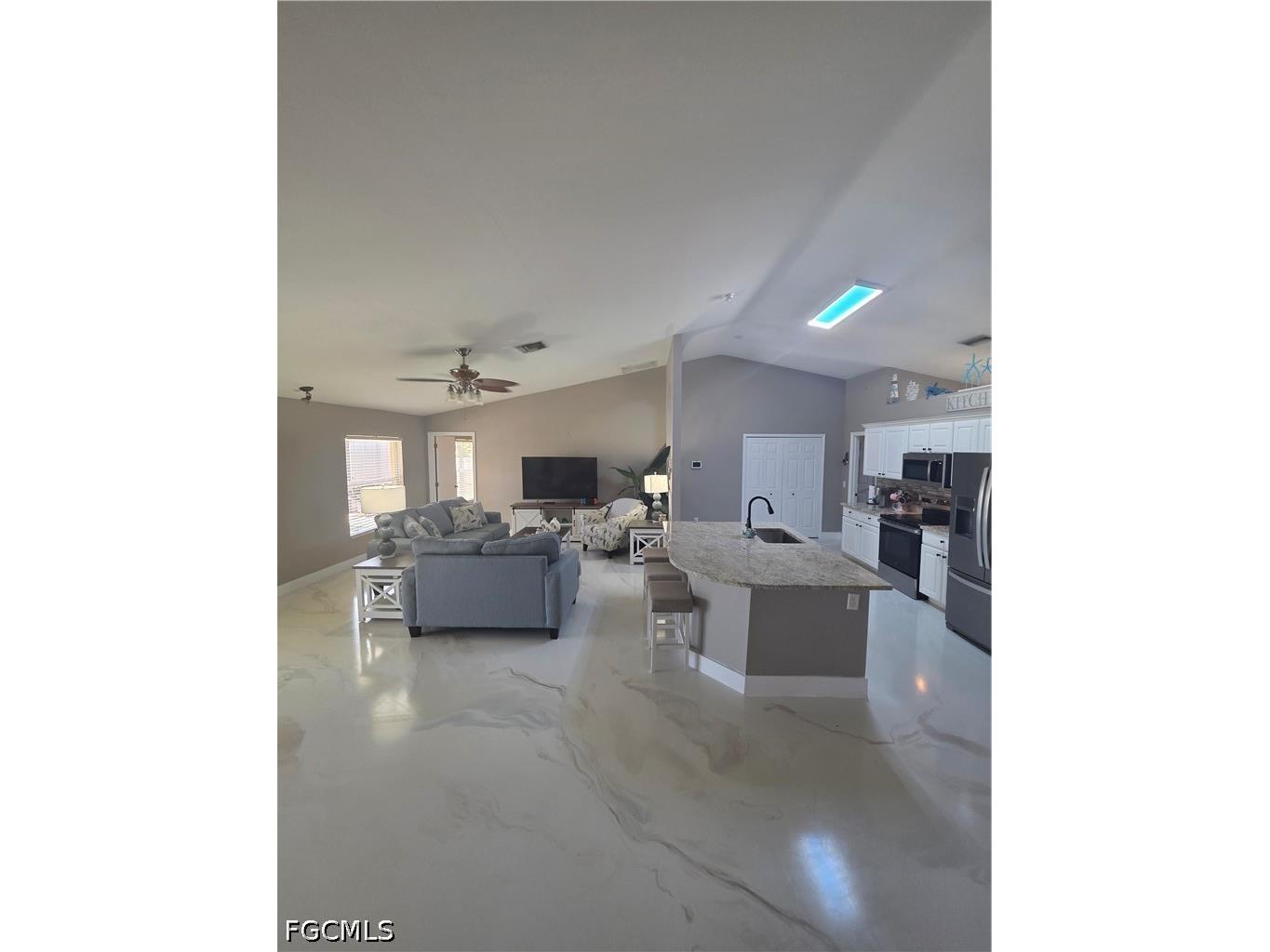 410 NW 11th Terrace Cape Coral FL 33993 2026017572 image10