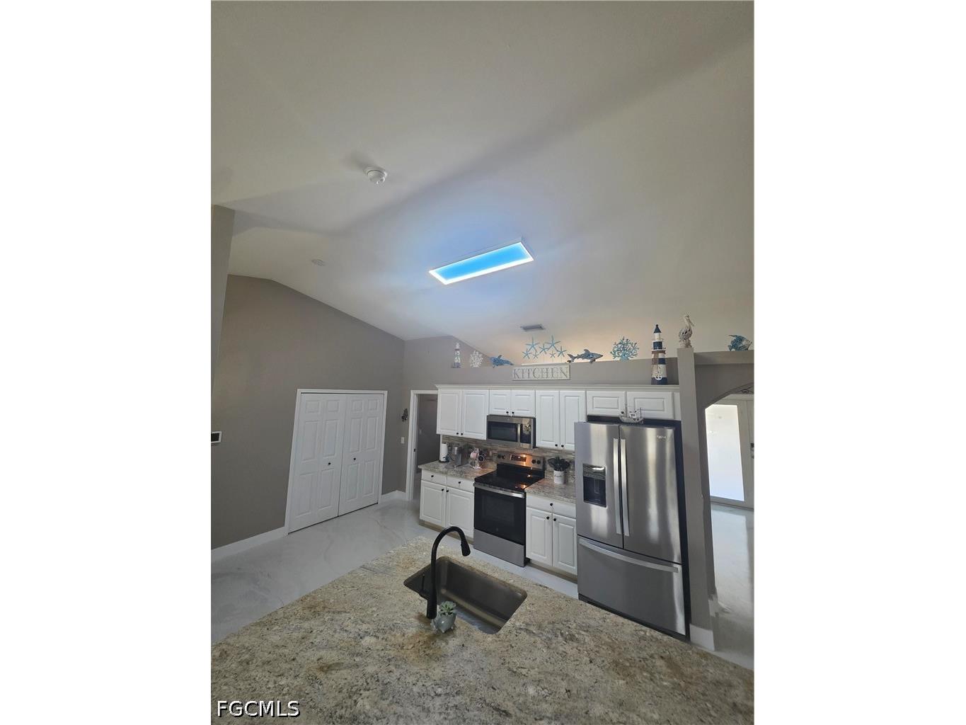 410 NW 11th Terrace Cape Coral FL 33993 2026017572 image11