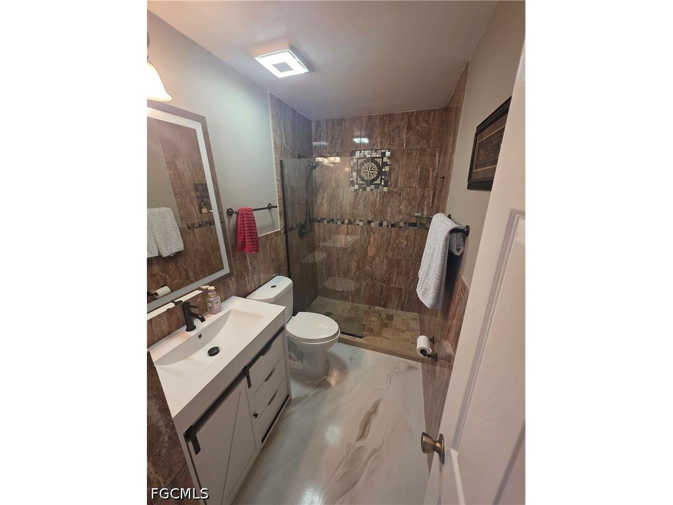 410 NW 11th Terrace Cape Coral FL 33993 2026017572 image15