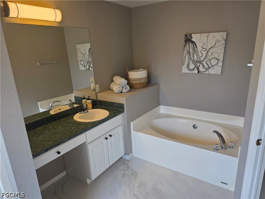 410 NW 11th Terrace Cape Coral FL 33993 2026017572 image24