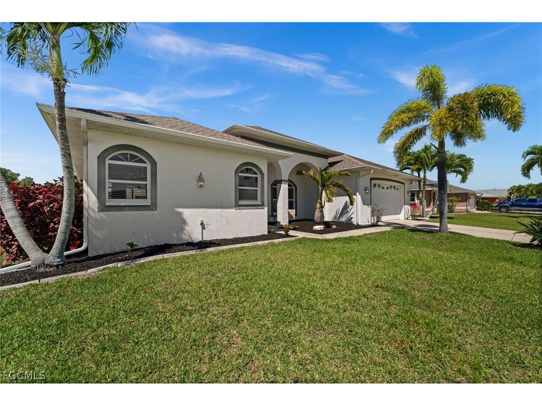 410 SE 20th Court Cape Coral FL 33990 2026009361 image1