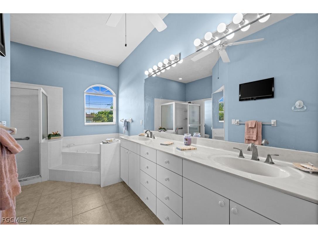 410 SE 20th Court Cape Coral FL 33990 2026009361 image24