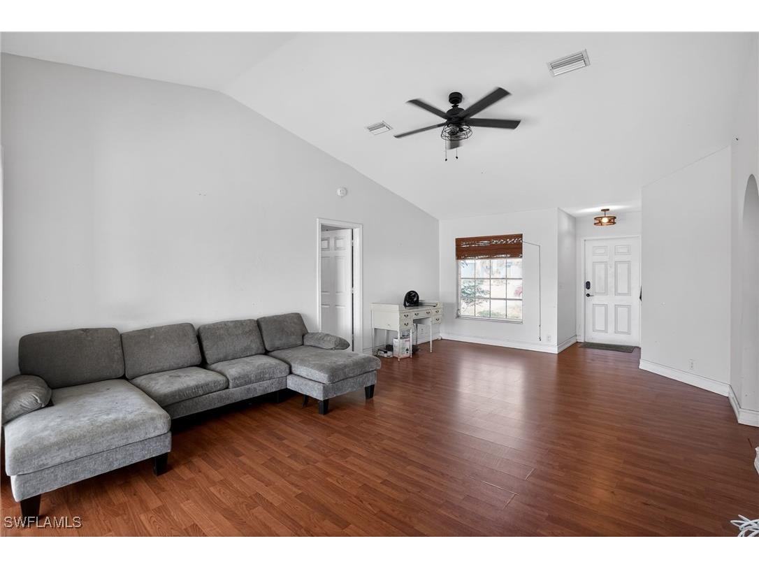 410 SE 2nd Street Cape Coral FL 33990 226001563 image7