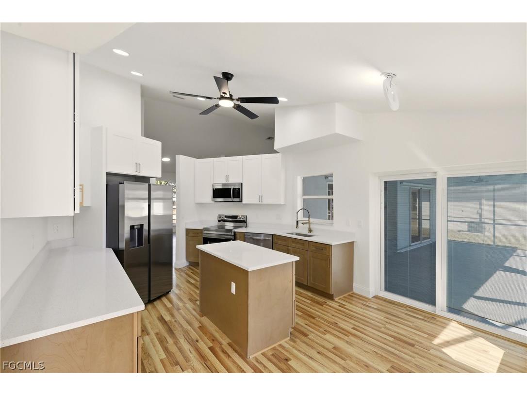 410 SE 7th Street Cape Coral FL 33990 2026012105 image13