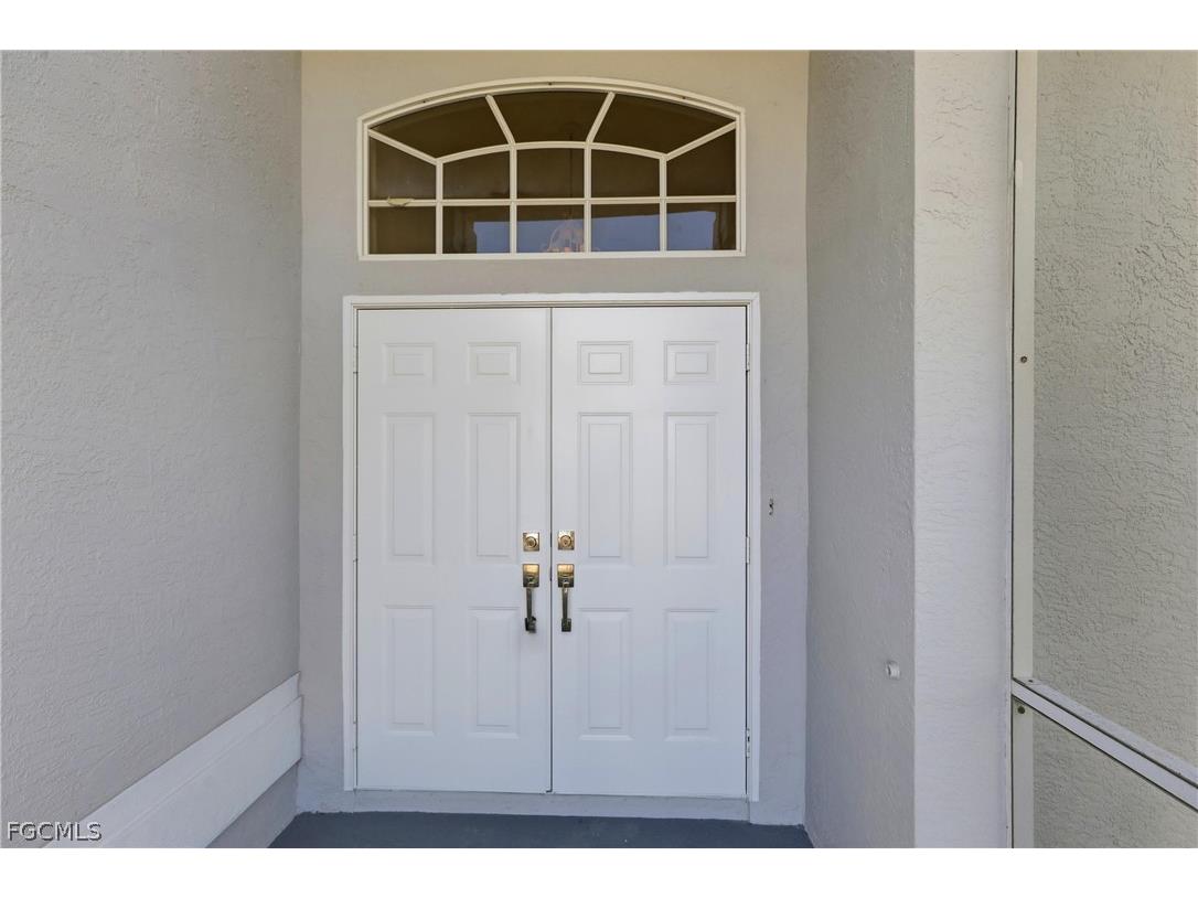 410 SE 7th Street Cape Coral FL 33990 2026012105 image3