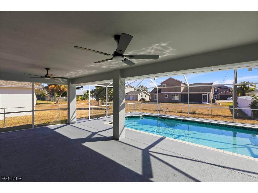 410 SE 7th Street Cape Coral FL 33990 2026012105 image39