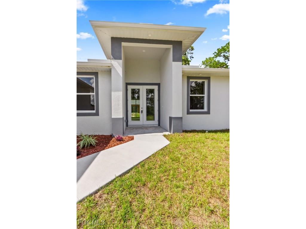 410 Thames Avenue Labelle FL 33935 2025012236 image2