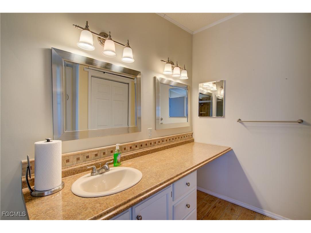 410 Woodale Court North Port FL 34287 2025020992 image32