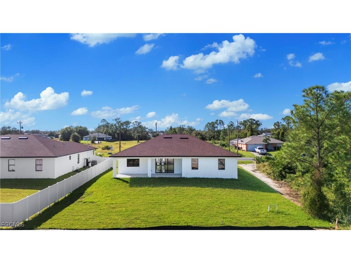 4100 8th Street SW Lehigh Acres FL 33976 2025020442 image3