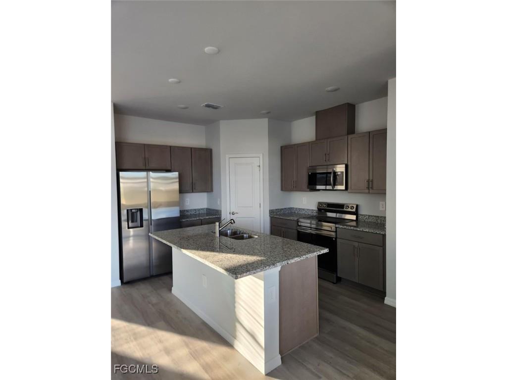 4101 NE 23rd Avenue Cape Coral FL 33909 2026006394 image13