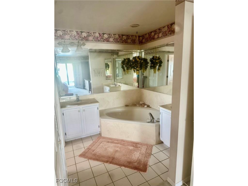 4101 SW 28th Place Cape Coral FL 33914 2025000219 image8