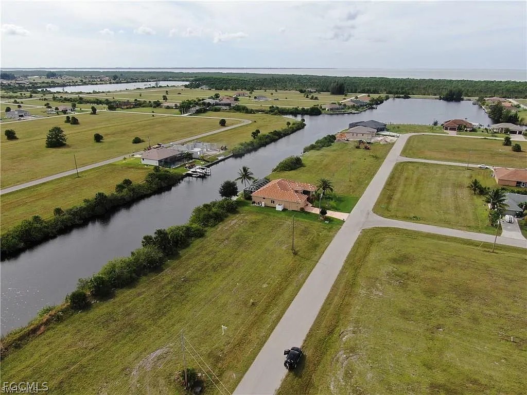 4102 NW 39th Lane Cape Coral FL 33993 2026009188 image4