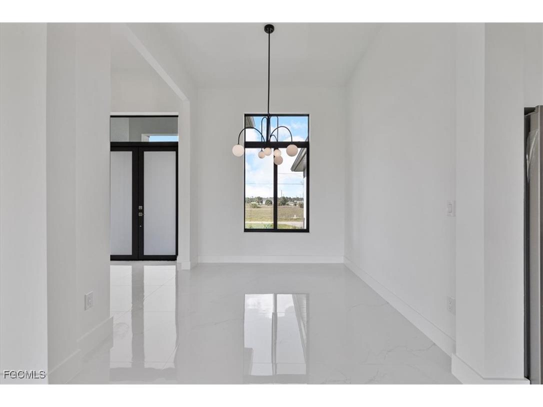 4102 NW 39th Street Cape Coral FL 33993 2025012975 image10