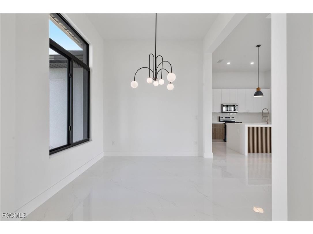 4102 NW 39th Street Cape Coral FL 33993 2025012975 image11