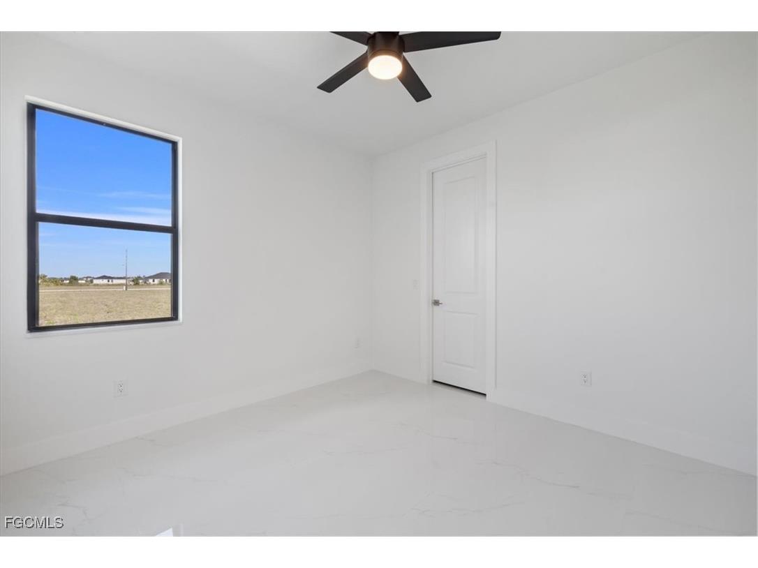 4102 NW 39th Street Cape Coral FL 33993 2025012975 image23