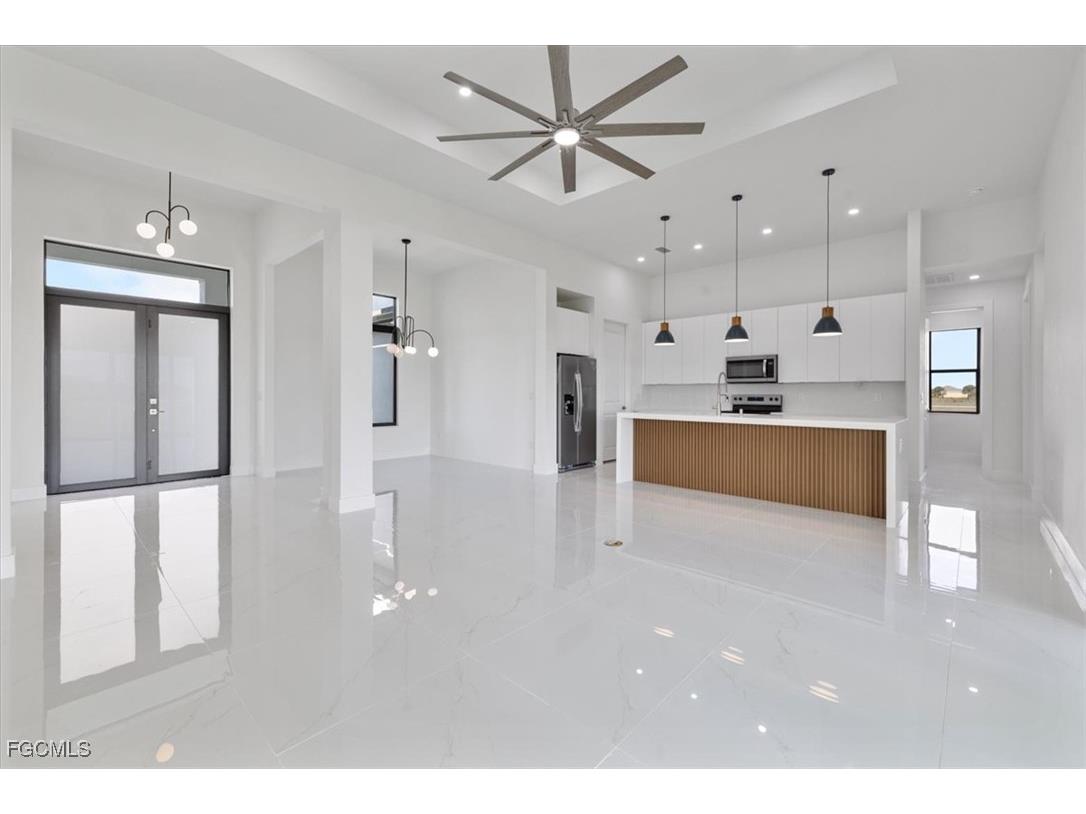 4102 NW 39th Street Cape Coral FL 33993 2025012975 image4