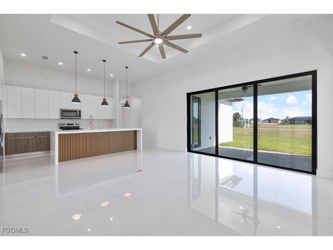 4102 NW 39th Street Cape Coral FL 33993 2025012975 image5