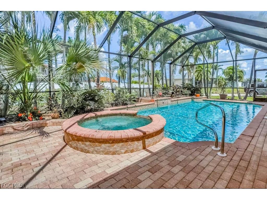 4102 Oasis Boulevard Cape Coral FL 33914 2026009123 image12