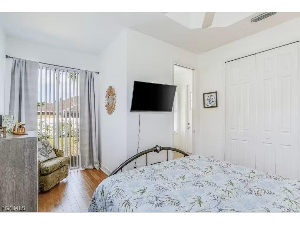 4102 Oasis Boulevard Cape Coral FL 33914 2026009123 image3