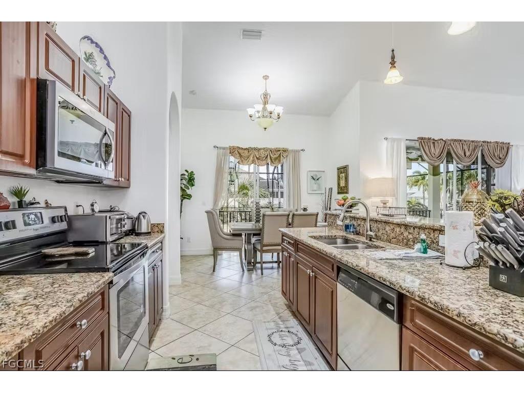 4102 Oasis Boulevard Cape Coral FL 33914 2026009123 image48