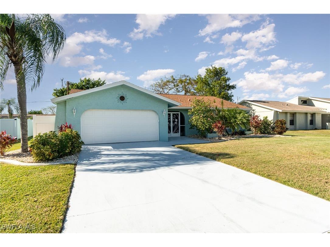 4102 SE 2nd Avenue Cape Coral FL 33904 224098291 image1