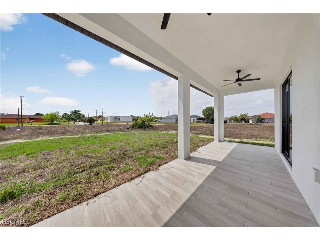 4105 10th Street W Lehigh Acres FL 33971 2026009791 image32