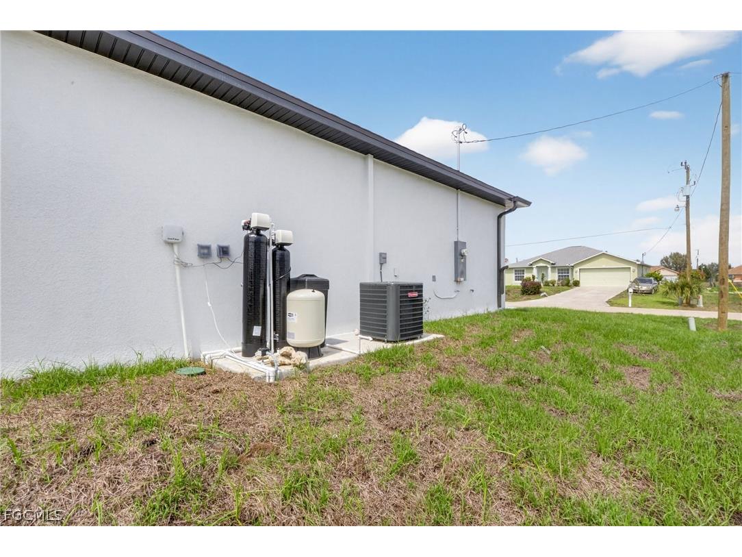 4105 10th Street W Lehigh Acres FL 33971 2026009791 image34