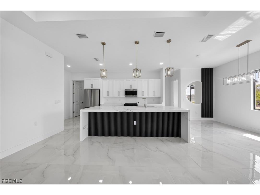 4105 10th Street W Lehigh Acres FL 33971 2026009791 image6