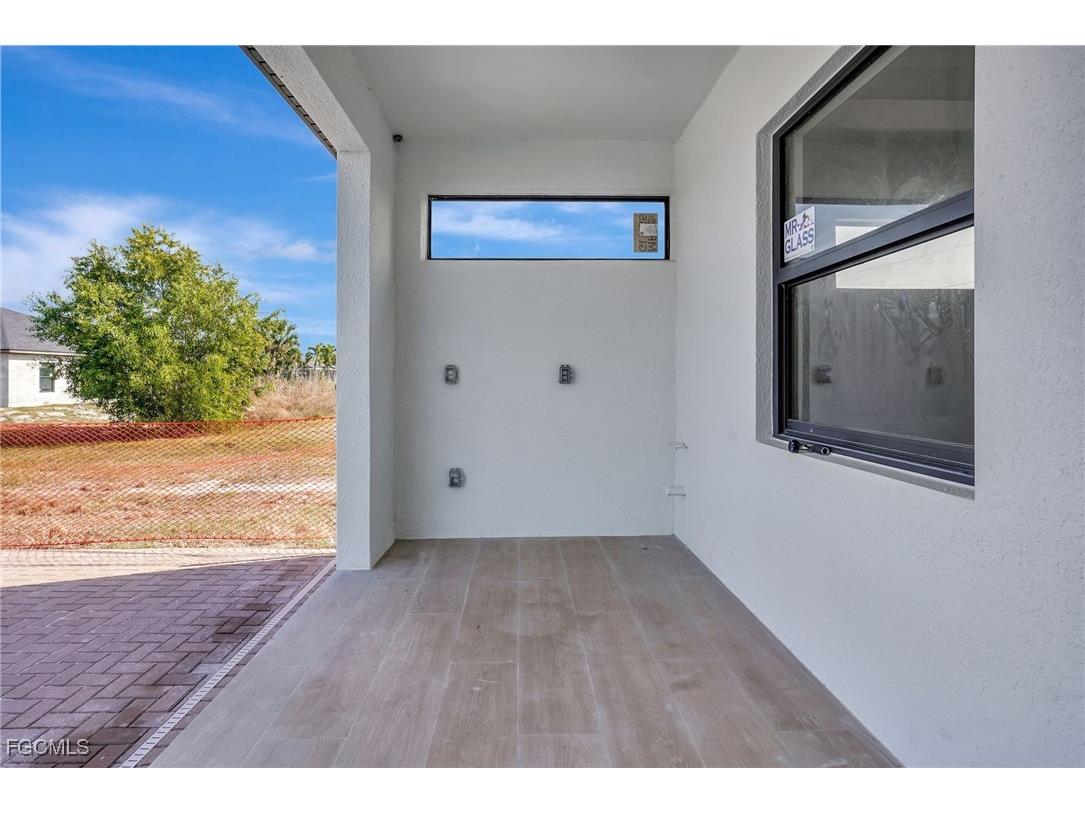 4103 NW 38th Street Cape Coral FL 33993 2025022035 image35