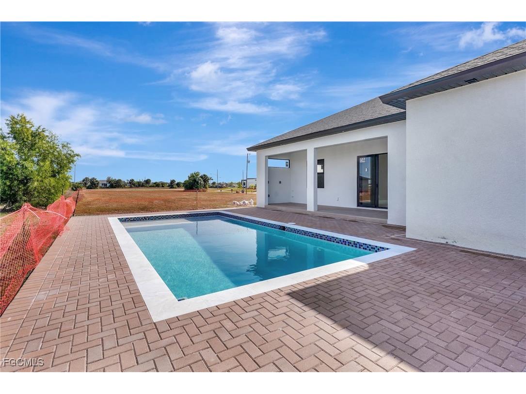 4103 NW 38th Street Cape Coral FL 33993 2025022035 image38